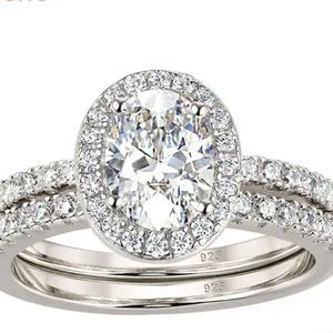 Oval ice out sparkly halo bridal engagement ring!
